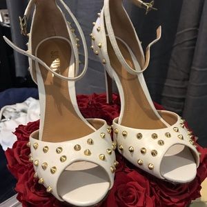 Schultz White & Gold stud Sandals